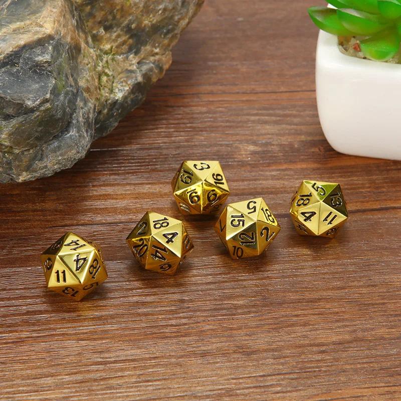 1 Piece 20 Sided Decider Golden/Bronze Metal Funny Dice Standard Board Game Acessorios