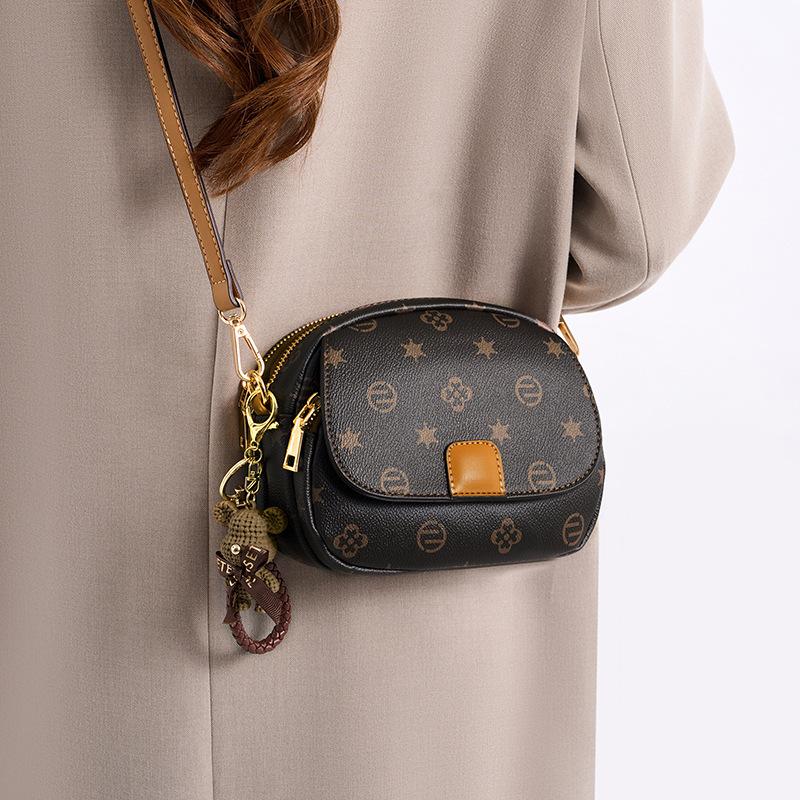 Bag Women's Bag Single Shoulder Crossbody 2025 Autumn and Winter New Old Flower Model Versatile Simple High Sense Fashion Trend Women