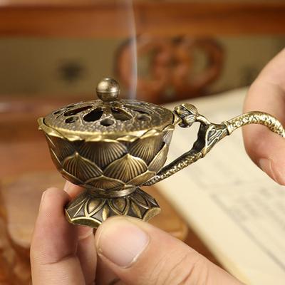 Brûleur d'encens Lotus portable Laiton Rétro Creux Lotus Brûleur d'encens Bois de santal Décoration de table pour Yoga Spa Méditation