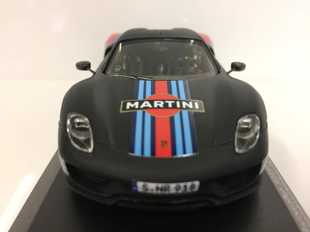 Minichamps Porsche 918 Spyder Weissach Package 2015 Martini Stripe 1/43