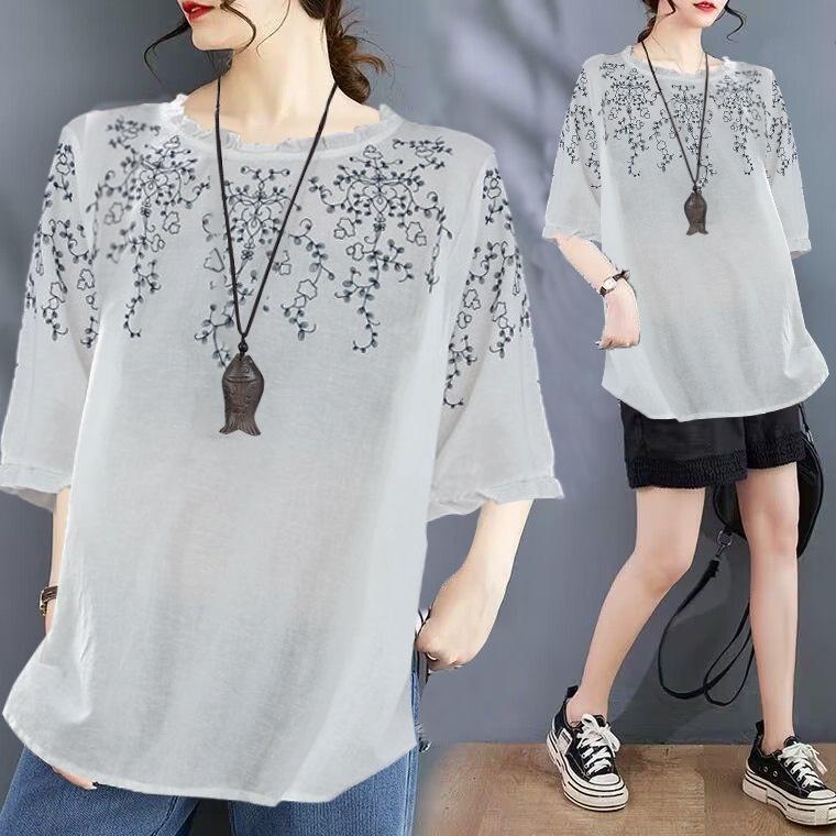 Summer Plus Size Floral Literary Blouse - Retro Loose Fit for Moms