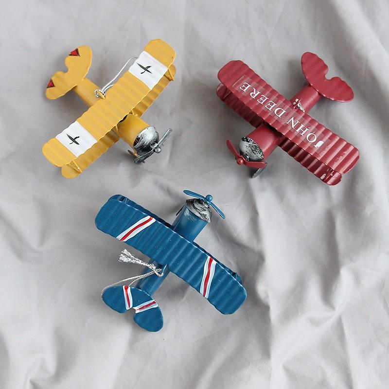 Vintage Metal Airplane Model Retro Iron Aircraft Ornament Nordic Creative Crafts Desktop Decoration Household Decoration Collectible Present