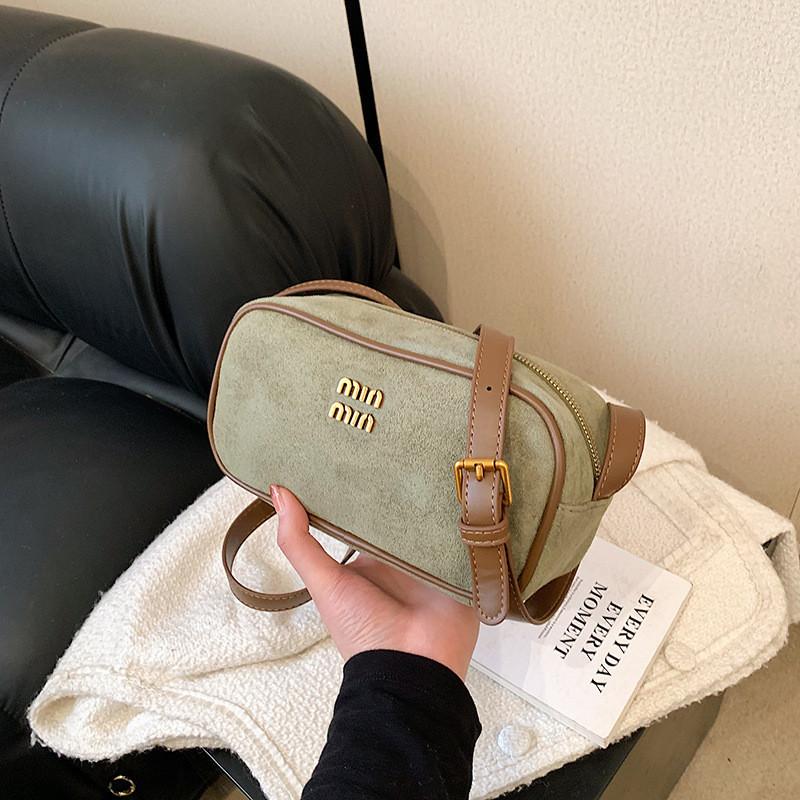 Stylish French Premium Handbag For Women 2023 Autumn Winter Vintage Cross-border Trend зелёный