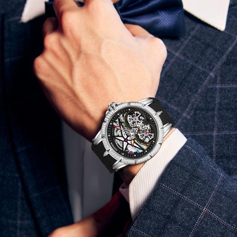 Men Luxury Rainbow Zircon Bezel Skeleton Quartz Watch Luminous Hands Waterproof Silicone Strap Hip Hop Sport Wristwatch Male Gift Clock