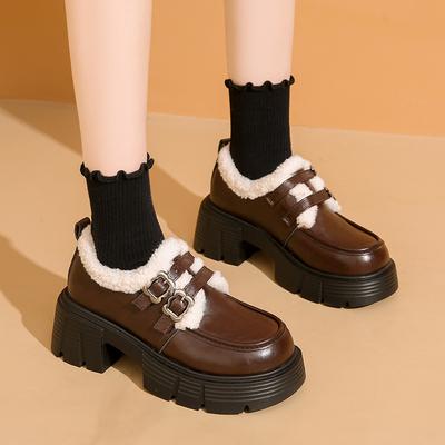 Thick Soled Warm and Plush Loafers for Women New British Style Commuting Single Shoes for Autumn 2026