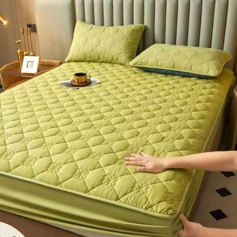 1pcs Waterproof Thickened Fitted Sheet Cotton Quilted Bedspread Full Package Mattress Protective Cover Anti Slip and Dustproof Covers Home Textiles