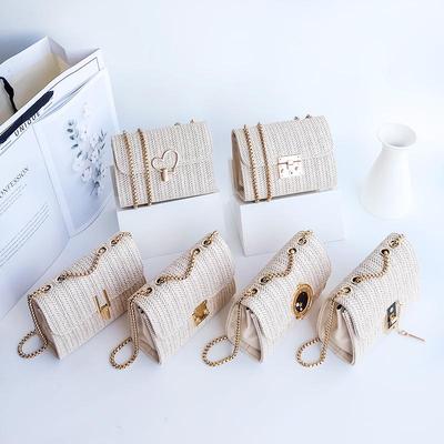 2021 Woven Pattern Multi-Lock Chain Mała kwadratowa torba na ramię dla kobiet