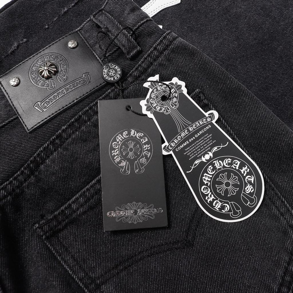 CHROME HEARTS Herren Schwarze Denim Shorts mit Weißen Kreuz-Aufnähern Baggy Streetwear Jorts