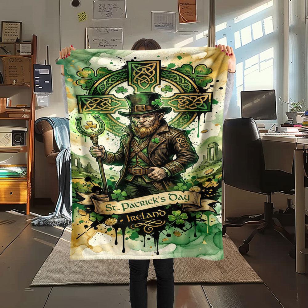 1Pc GreenMagic Print Flannel Blanket, High Quality Comfortable for All Seasons, Home Decor, Warmth and Comfort, Perfect for Christmas Gifts