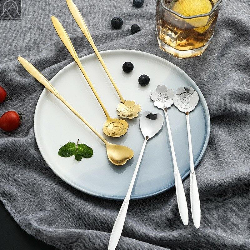 Long Handle Spoon Stainless Steel Tableware Stirring Spoon Ice Spoon Cute Bar Coffee Dessert Spoon Heart Spoon