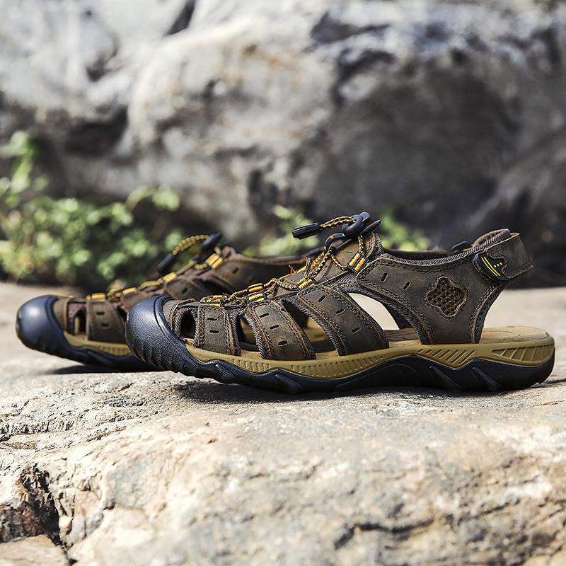 Fashion Outdoor Hollow Ventilation High Quality Leather Men's Sandals Casual Handmade Comfortable Fashion Soft Large Size Beach Sandals