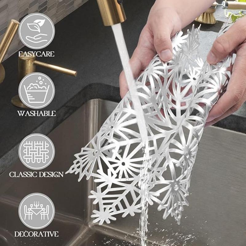 1-20 STÜCKE Einfarbige Schneeflocke PVC Tischmatte Hohl Platzset Hitzebeständige Isolationsuntersetzer Pads Schüssel Weihnachten Heimdeko