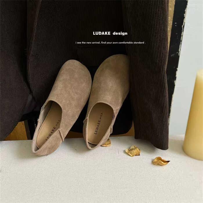 

Ленивый отдых в стиле ретро~ Минималистичные кожаные туфли-дуду на толстой подошве, полностью закрывающие стопу и обеспечивающие комфорт 35 серый