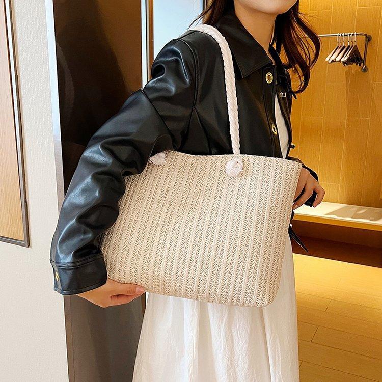 Fashion Large Capacity Shopper Shoulder Bag for Women Straw Woven Handbag Summer Beach Woven Simple Tote Bag