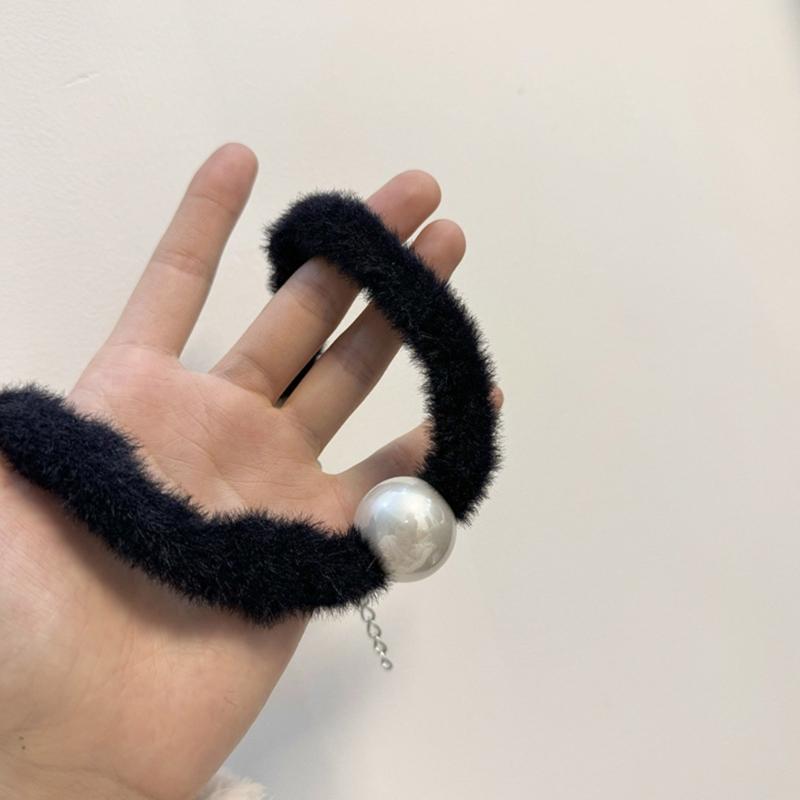 Soft Necklace Star/Round Bead Collarbone Chain Elegant Black Plush Neckchain Choker Pentagrams Accessory for Women