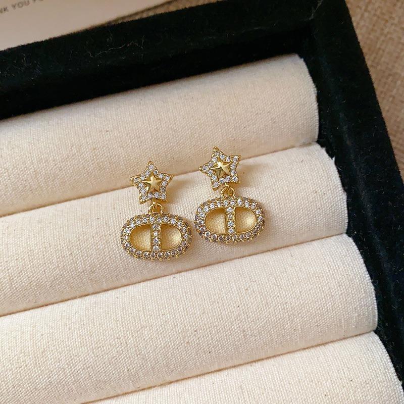 Silver Needle Multi-layer Letter Twill Zircon Pearl Earrings Medieval Vintage Light Luxury Stud Earrings Versatile Earrings