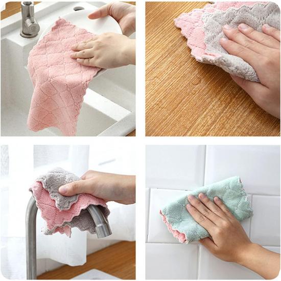 12 Pack Kitchen Towels Quick Dry Washcloths, Coral Velvet Dishtowels Multipurpose Reusable Cloths, Soft Tea Absorbent Cleaning Cloths Double-Sided