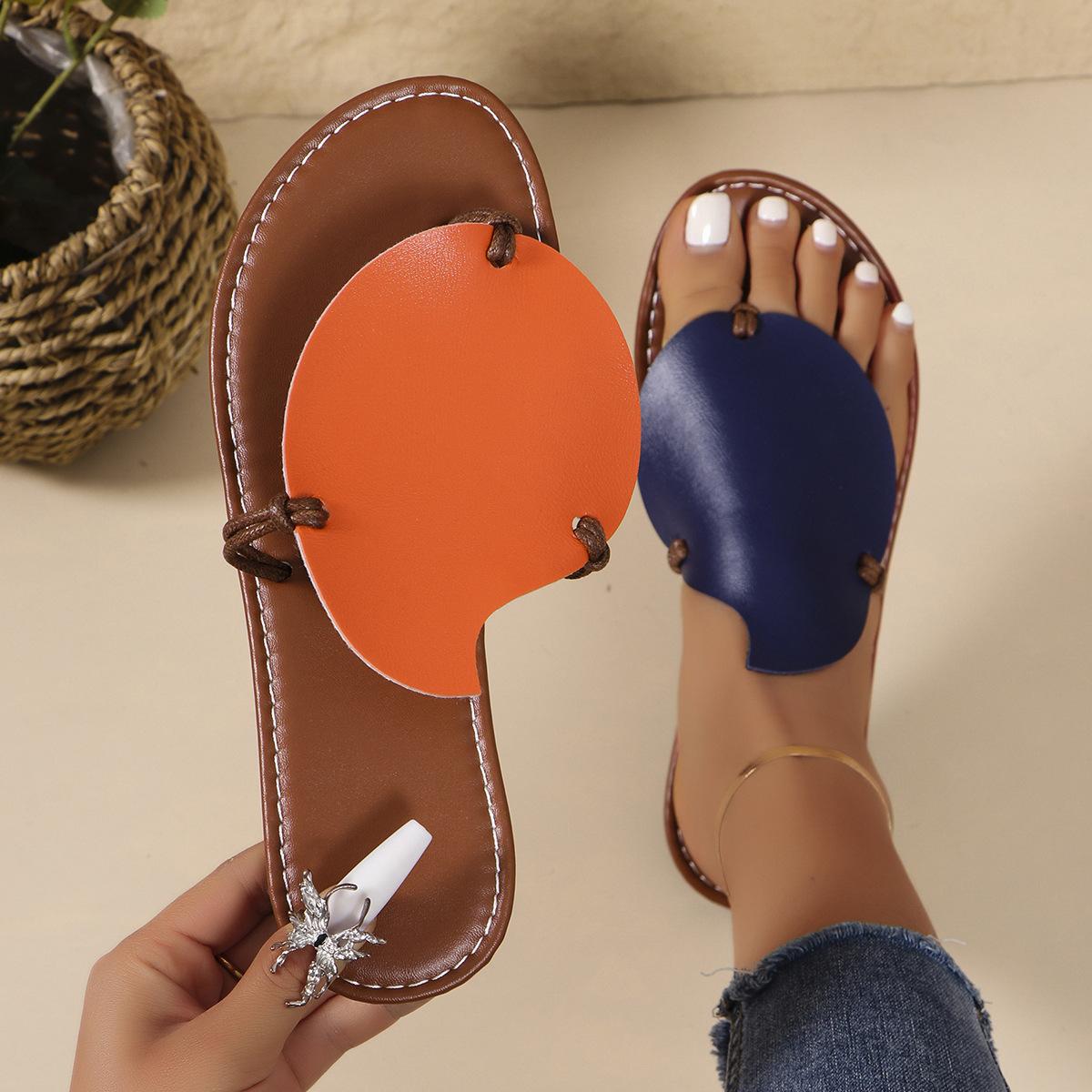 

2025 летние новые модные тапочки большого размера на плоской подошве, повседневные тапочки с листиком на одну ногу 43