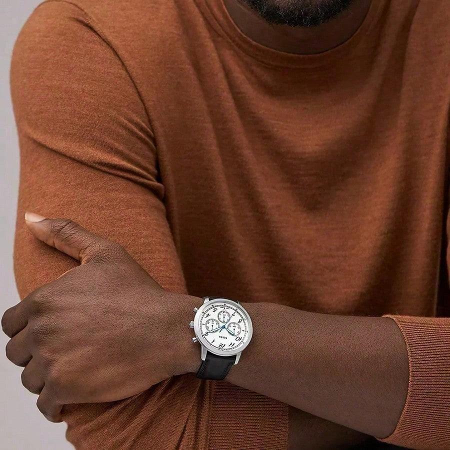 Fossil Neutra Chronograph Weißes Zifferblatt Schwarzes Lederarmband Quarz Uhr für Herren -FS6023