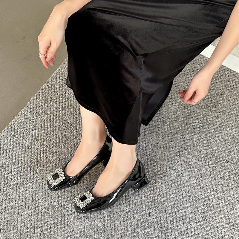Korean version patent leather square head rhinestone thick heel shallow mouth single shoes women's 2025 new spring and autumn versatile one-pedal