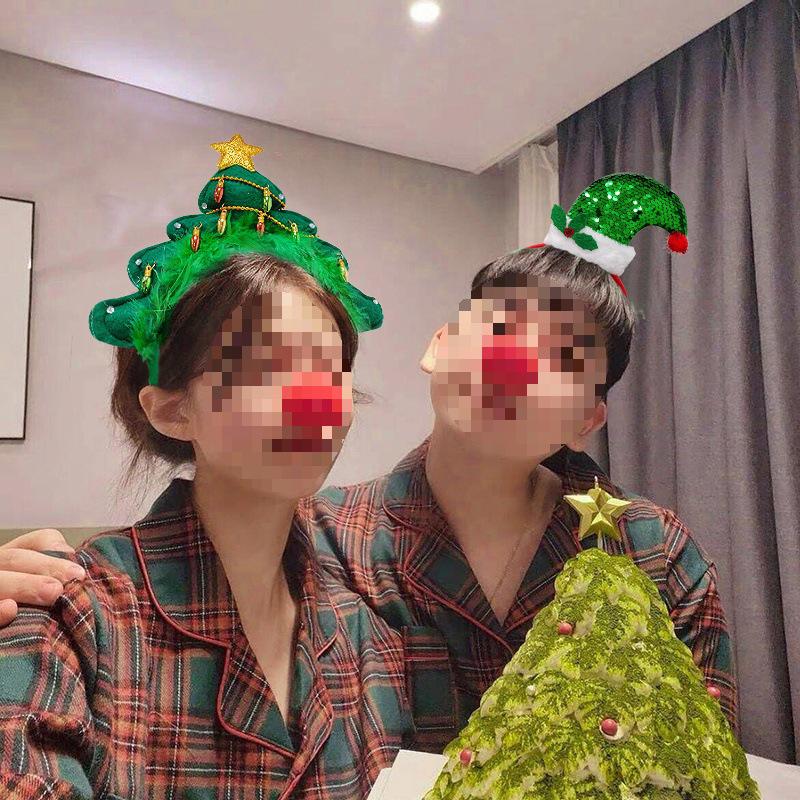 Christmas Tree Hat with Cute Santa Legs - Festive Headwear for Men & Women, Perfect Christmas Gift & Photo Prop