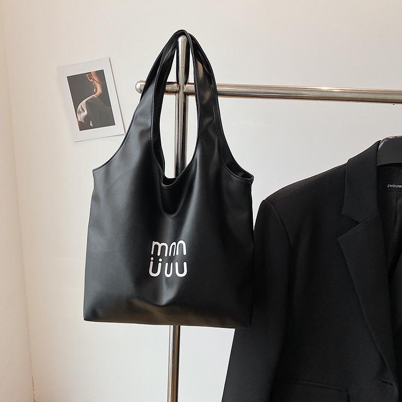 Casual Large-capacity Bag Women's 2025 New Fashion Commuter Shoulder Bag College Student Class Bag Tote Bucket Bag