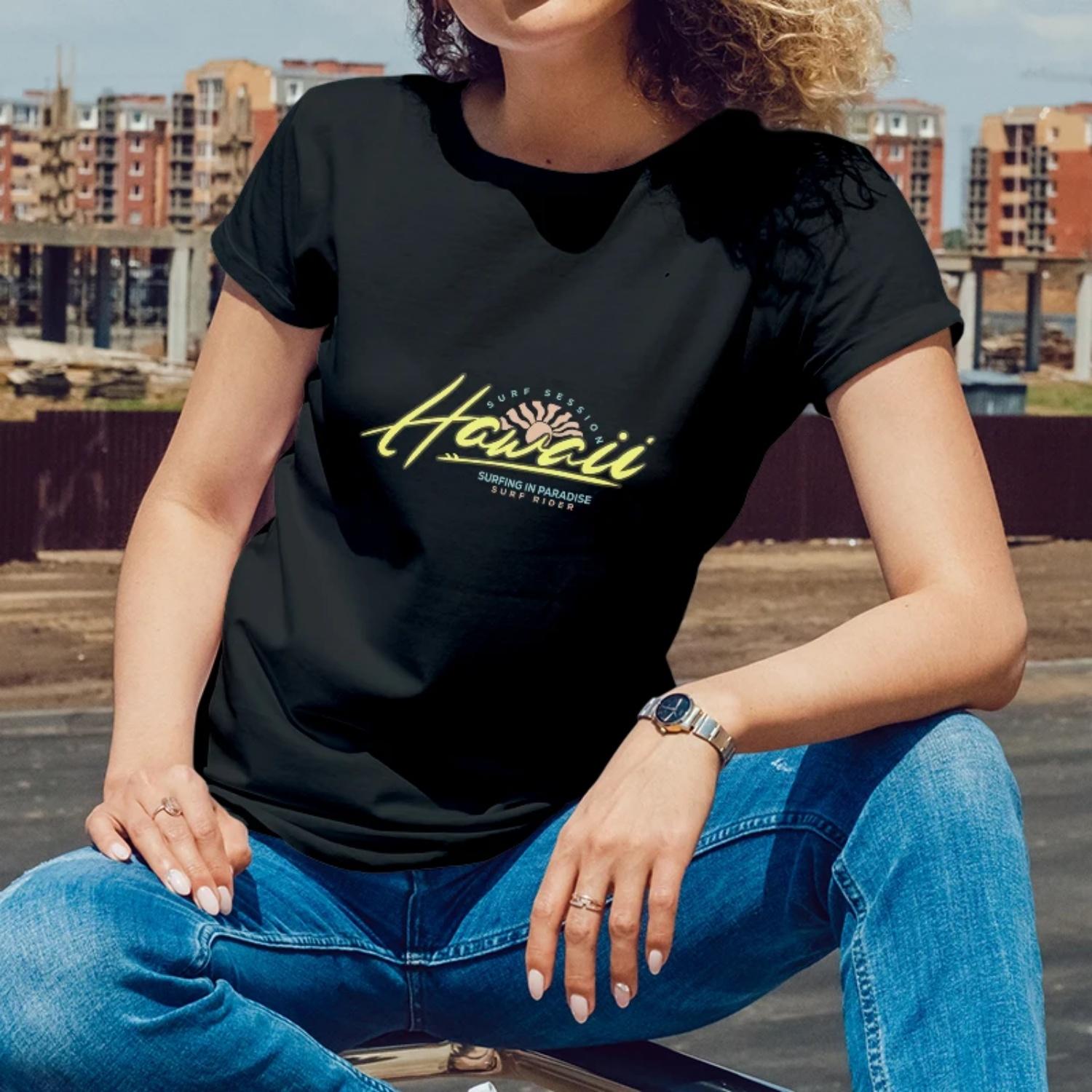 

Hawaii themed Surf Print for Summer Beach Getaways Short Sleeve T Shirt for Women with a Tropical Laid back Style S чёрный