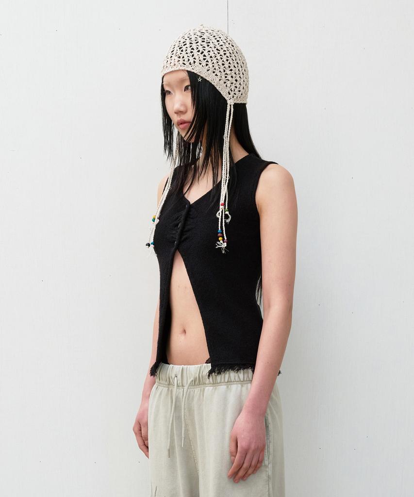 THEVINYLHOUSE Beaded Crochet Beanie (W) Ivory