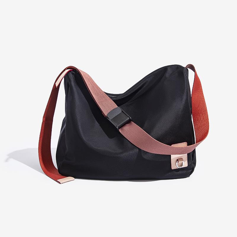 

Spring and Summer New Simple and Easy To Wear Casual Shoulder Bag Large Capacity Oxford Cloth Commuting Bag Crossbody Bag Women s Bag