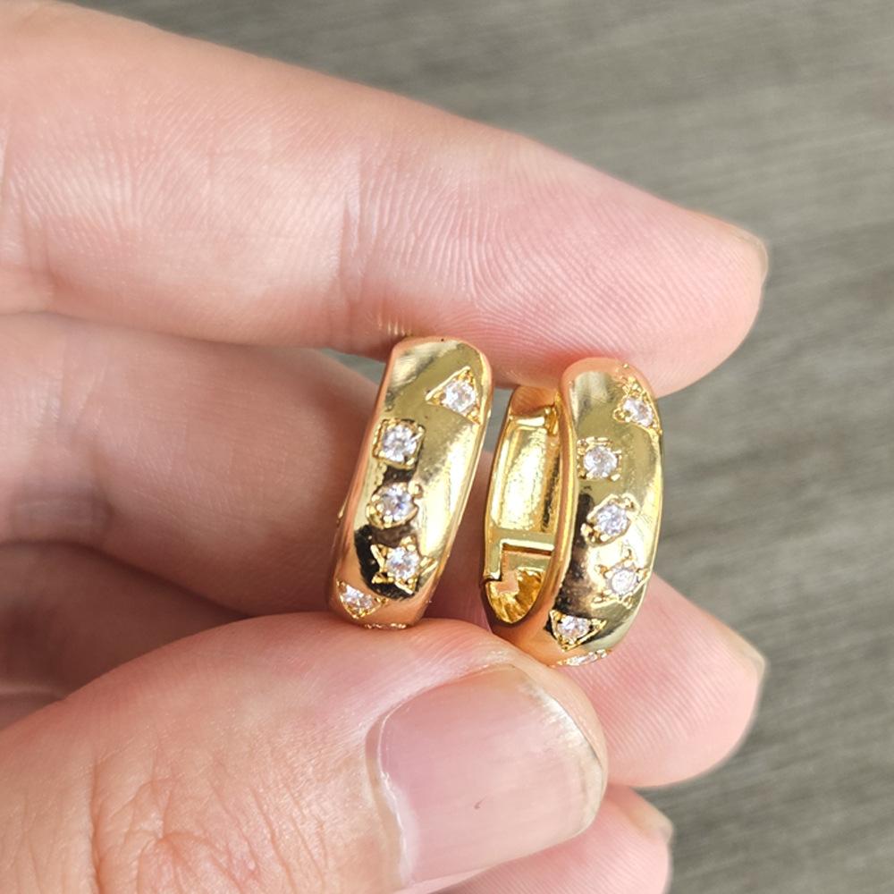 

Горячо продаваемые серьги-кольца в стиле легкой роскоши, модные нишевые серьги высокого класса для женщин золотой