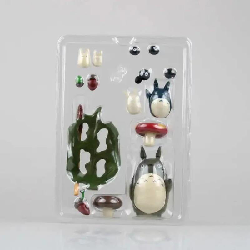 Totoro Impilabile Figure Carine Inclusi Piccolo Totoro Sprite della Polvere Bambola Carina Modello da Collezione Giocattolo Decorazione per la Casa Regalo per Fan Anime Compleanno dei Bambini