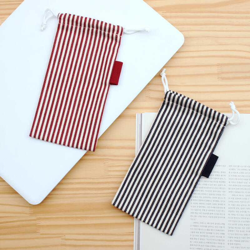 Stripe Slim Pouch M