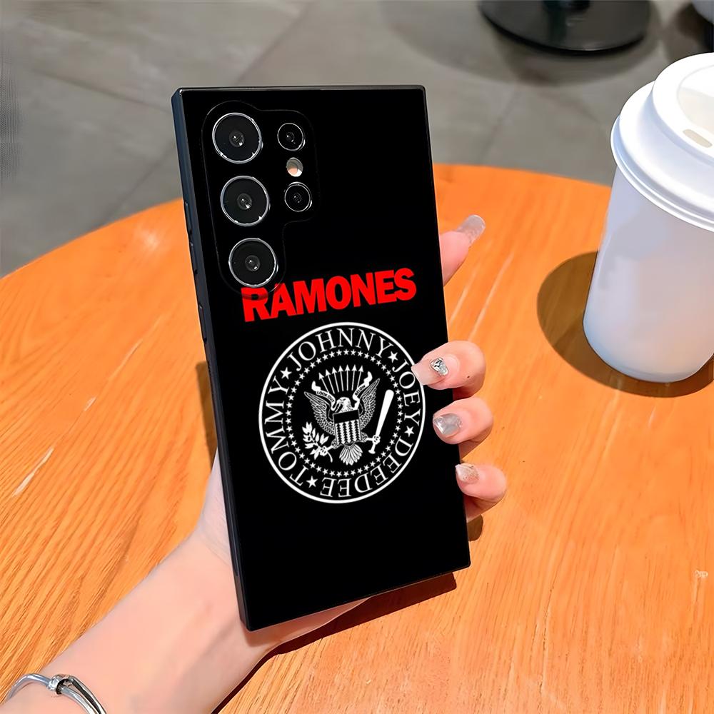 

Band R-RAMONES Phone Case For Samsung S26 S25 Ultra S24 S23 Fe S22 S20 S21 Plus A54 A34 A53 A16 Back Cover Samsung s26