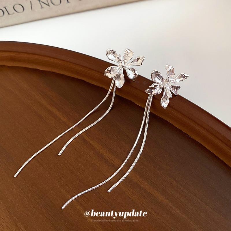 Silver needle super fairy pattern flower fringed pendant earrings light luxury high-end earrings niche simple earrings earrings women