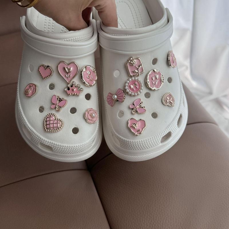 1 Set Rosa Schuhanhänger Set Kreative DIY Schuhblume Diamant Schmetterling Perlenblume Abnehmbare Kette Schnalle Mädchen Schuhdekoration