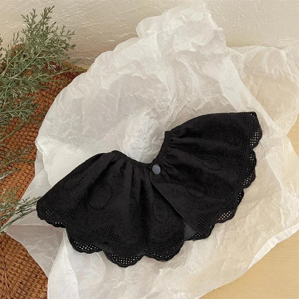 Baby Lätzchen Spitze Baby Accessoires Koreanische Kinder Spitzenkragen Niedlich Hohle Weibliche Baby Lätzchen Schal Floral Säuglinge Spucktuch