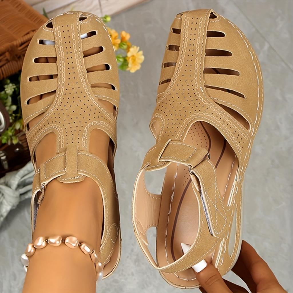 WOMEN'S SOLID COLOR SLOPE HEEL SANDALS WITH TOE STRAP - Comfortable Round Toe Design, Mid-height Heel, Synthetic Overlay Fabric and PU Sole, Sandals