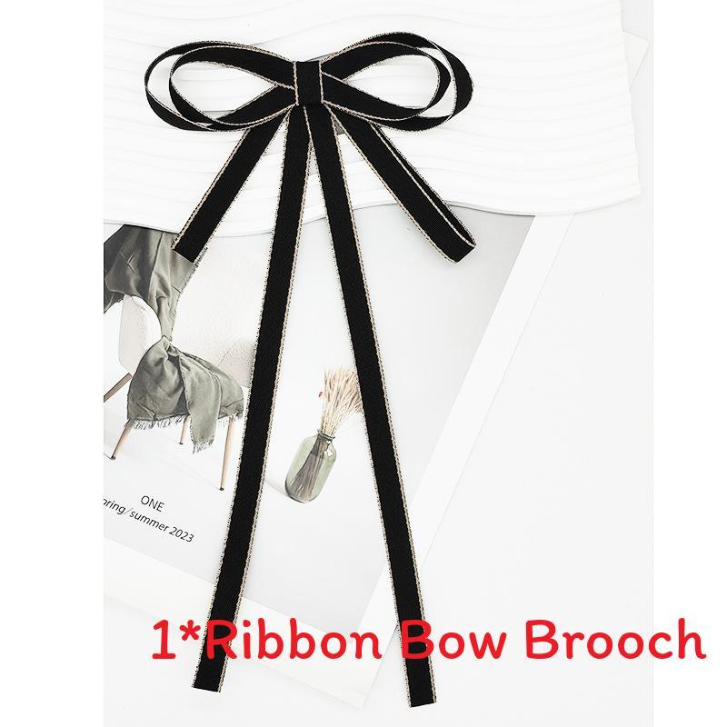 College-Stil Satin-Fliege mit Legierungsschmetterling-Design für Damen, Abschlussaccessoires