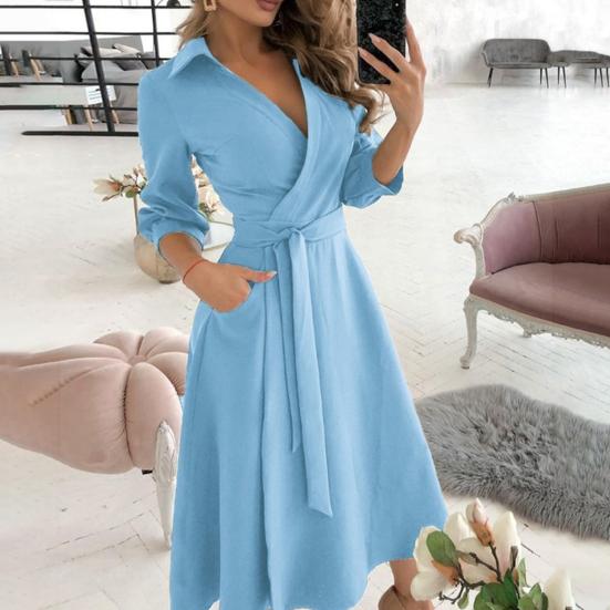 Weibliches Kleid mit Blumenmuster, tiefem V-Ausschnitt, Vintage-Gürtelkleid