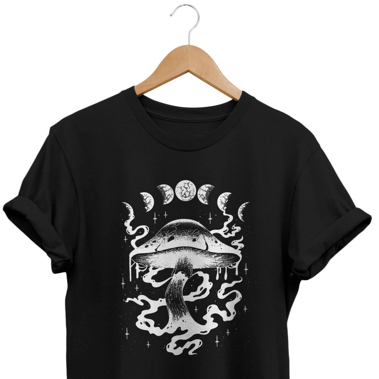 Mushroom Moon Phases T-Shirt: Dark Fairycore Goblincore Clothing 2XL