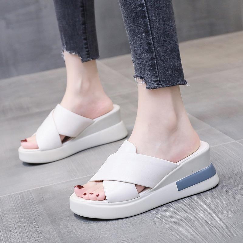 Summer new zero zero nine large size slope heel cool slippers women's fashion muffin open-toed fairy outer wear