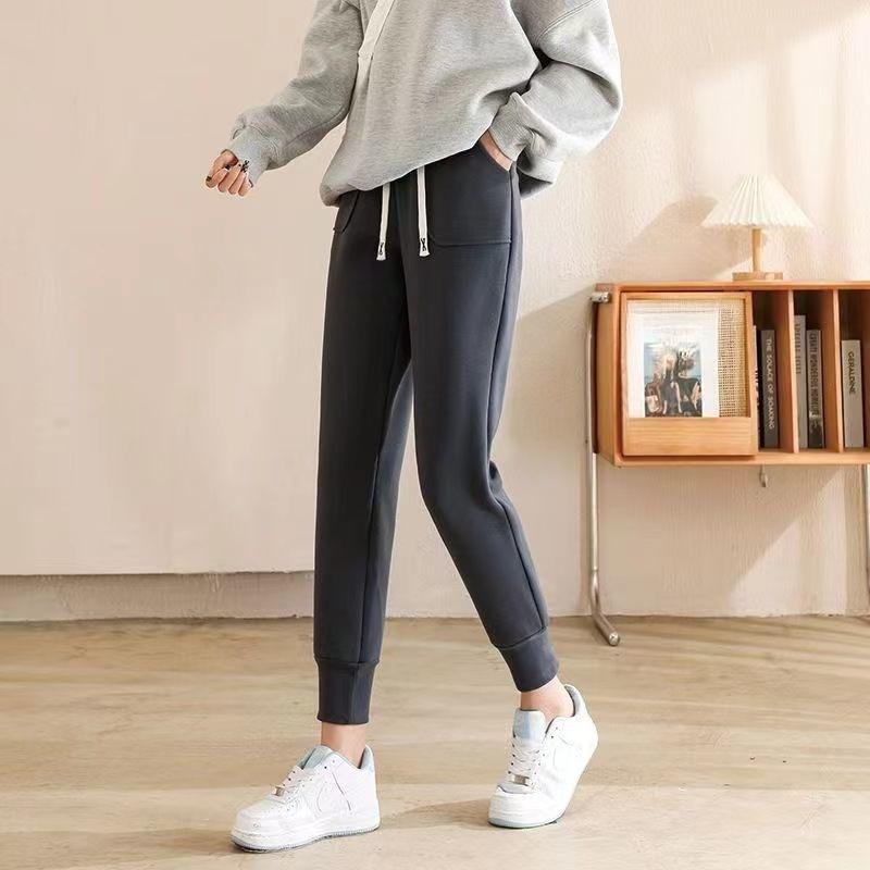 2026 Fall Winter Double-sided Velvet Windproof Outdoor Sports Pants Women's Loose Bunched Feet Large Pockets Padded High-waisted Thermal Sweatpants