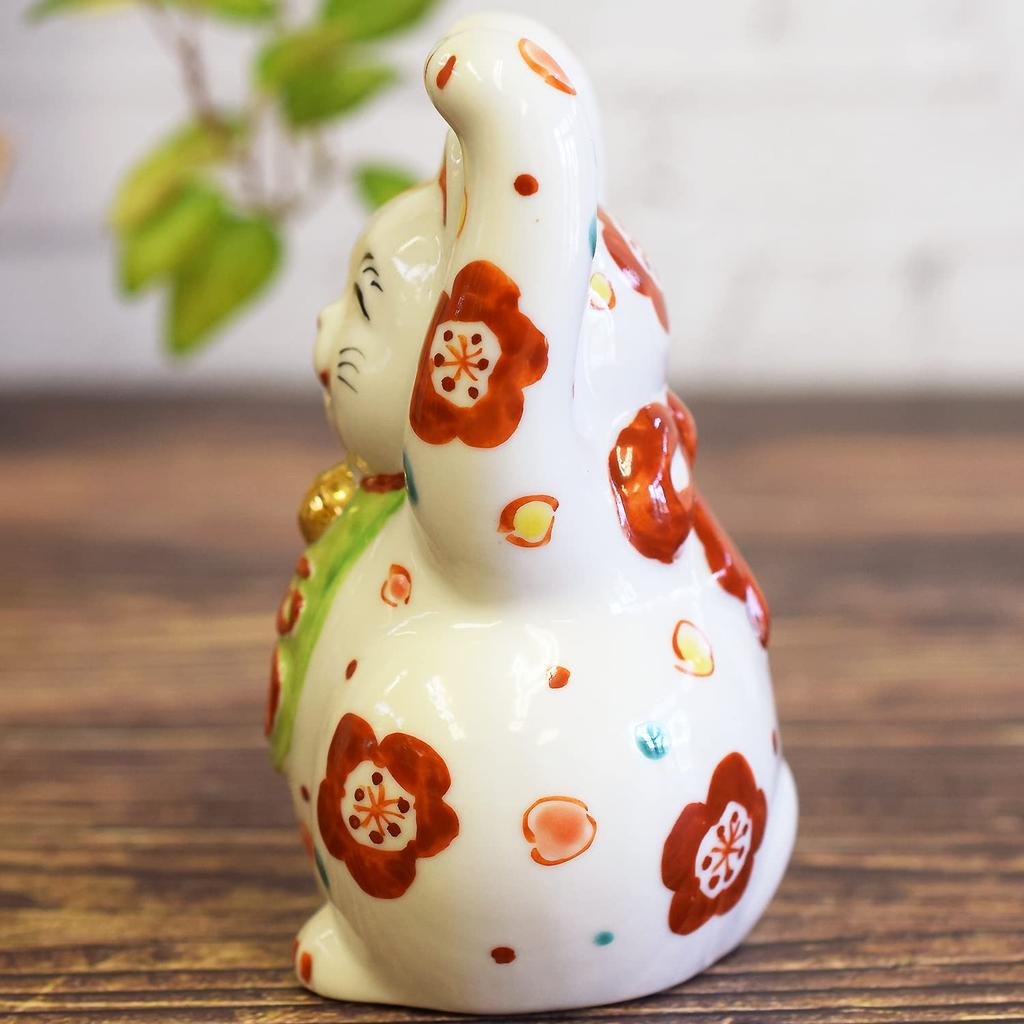 Cute Kutani Ware Maneki-neko Figurine with Raised Hands, Floral Design, and Rug. Perfect for Feng Shui, Good Luck, and Home Decor. A Perfect Gift for
