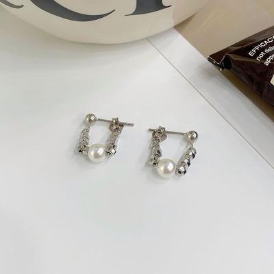 Perles pendantes et Tempérament brisé, Boucles d'oreilles Proton, Quelques onces de boucles d'oreilles, Tempérament féminin, Boucles d'oreilles haut de gamme