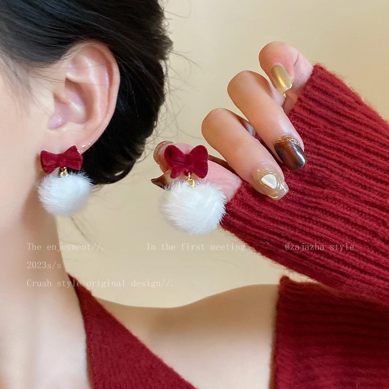 Geometric-shaped Earrings - Festive and Unique for The New Year, Suitable for Autumn and Winter, As An Accessory for The Ears.