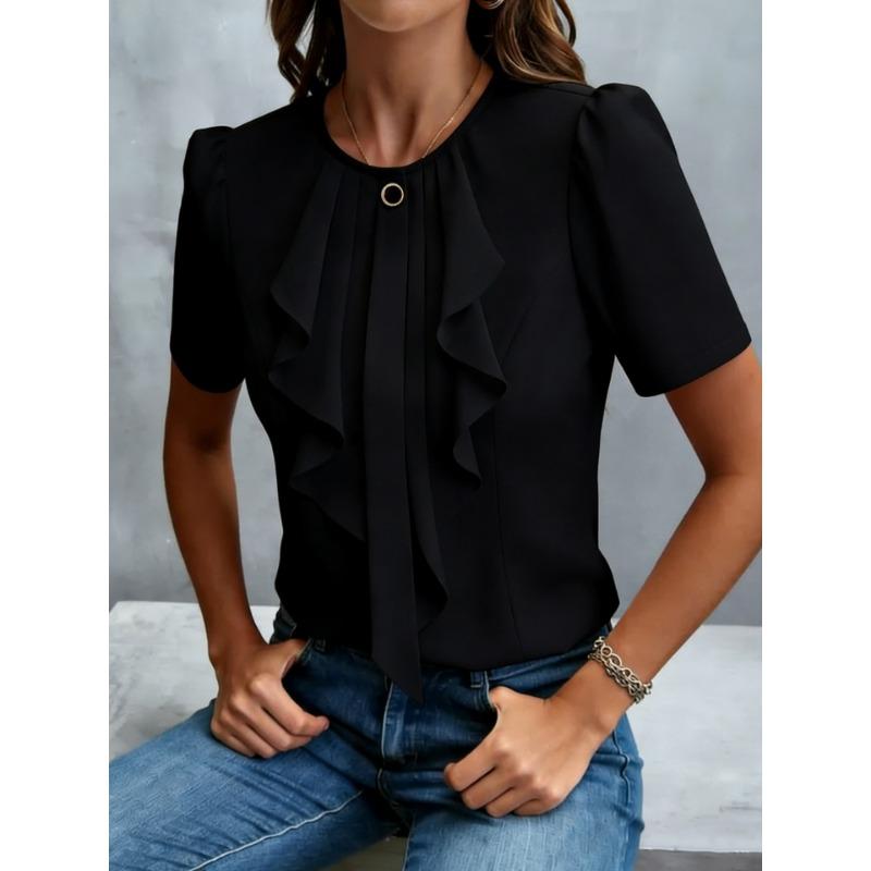 Dámská bílá halenka s volánkovým lemem, krátkým rukávem, kulatým výstřihem, elegantní, do práce, do kanceláře, ležérní top s knoflíkovým detailem
