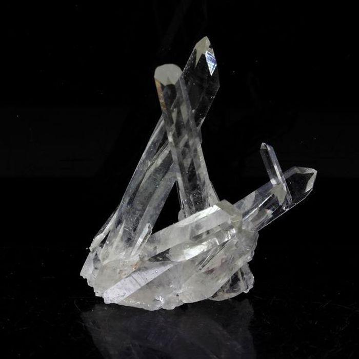 Pierres et Minéraux. Quartz biterminé. 38.0 ct. La Gardette Mine, Bourg d'Oisans, Isère, France.
