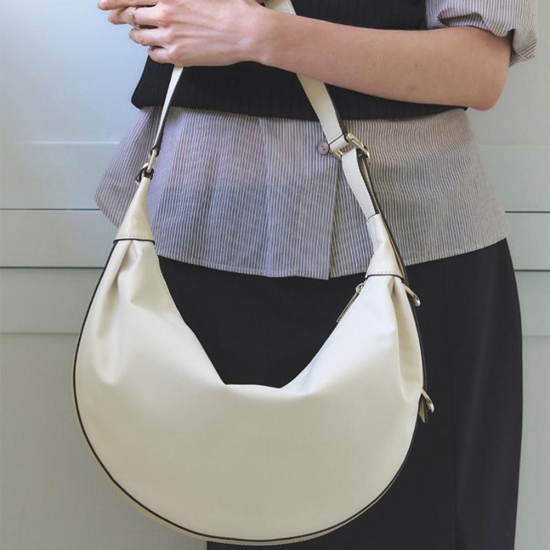Joy Gryson Jun Hobo Bag Medium Nylon Lw5se8390 02