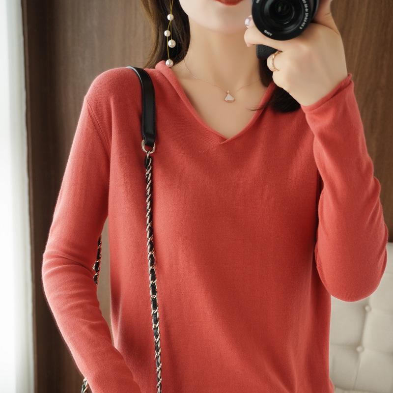 Women's Cotton V-neck Long Sleeve Knit Top - Slimming, Versatile, Solid Color for Spring & Autumn