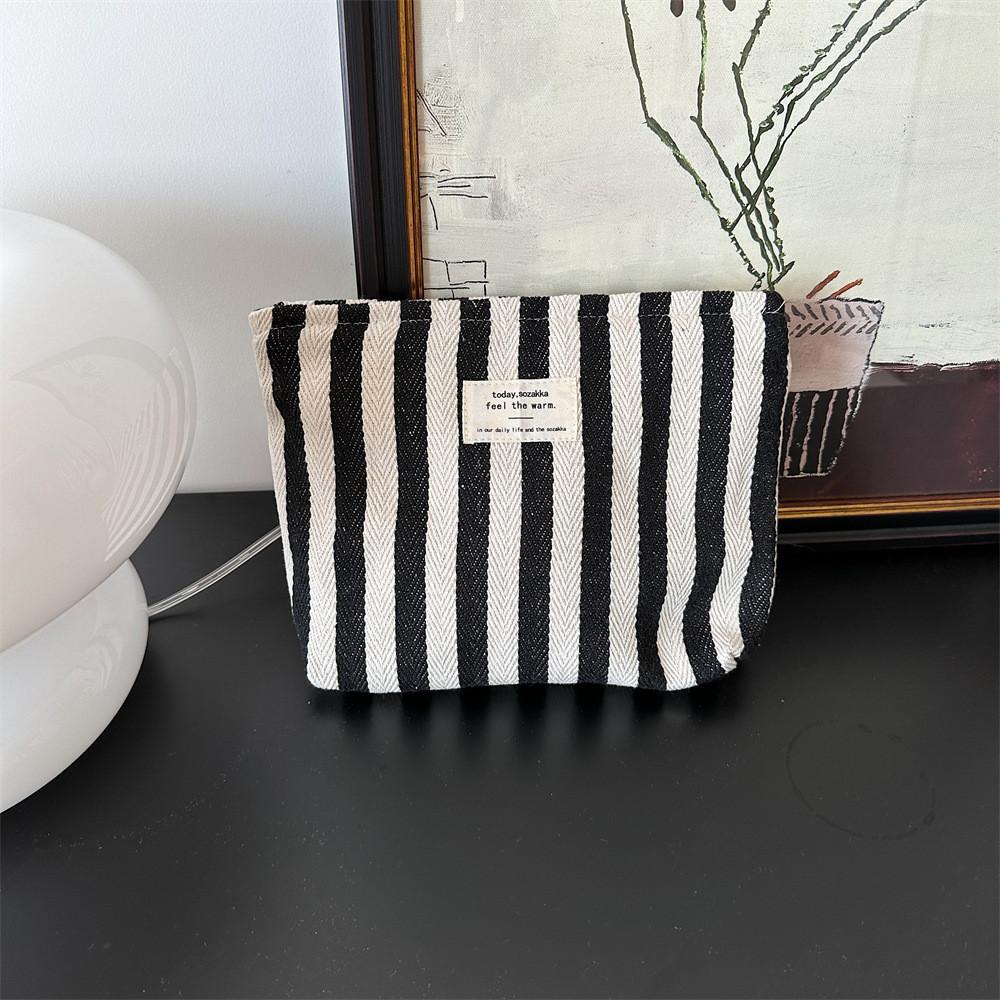 Stylish Striped Cosmetic Bag For Women Street Fashion Large Capacity Portable Simple Handheld Makeup Bag